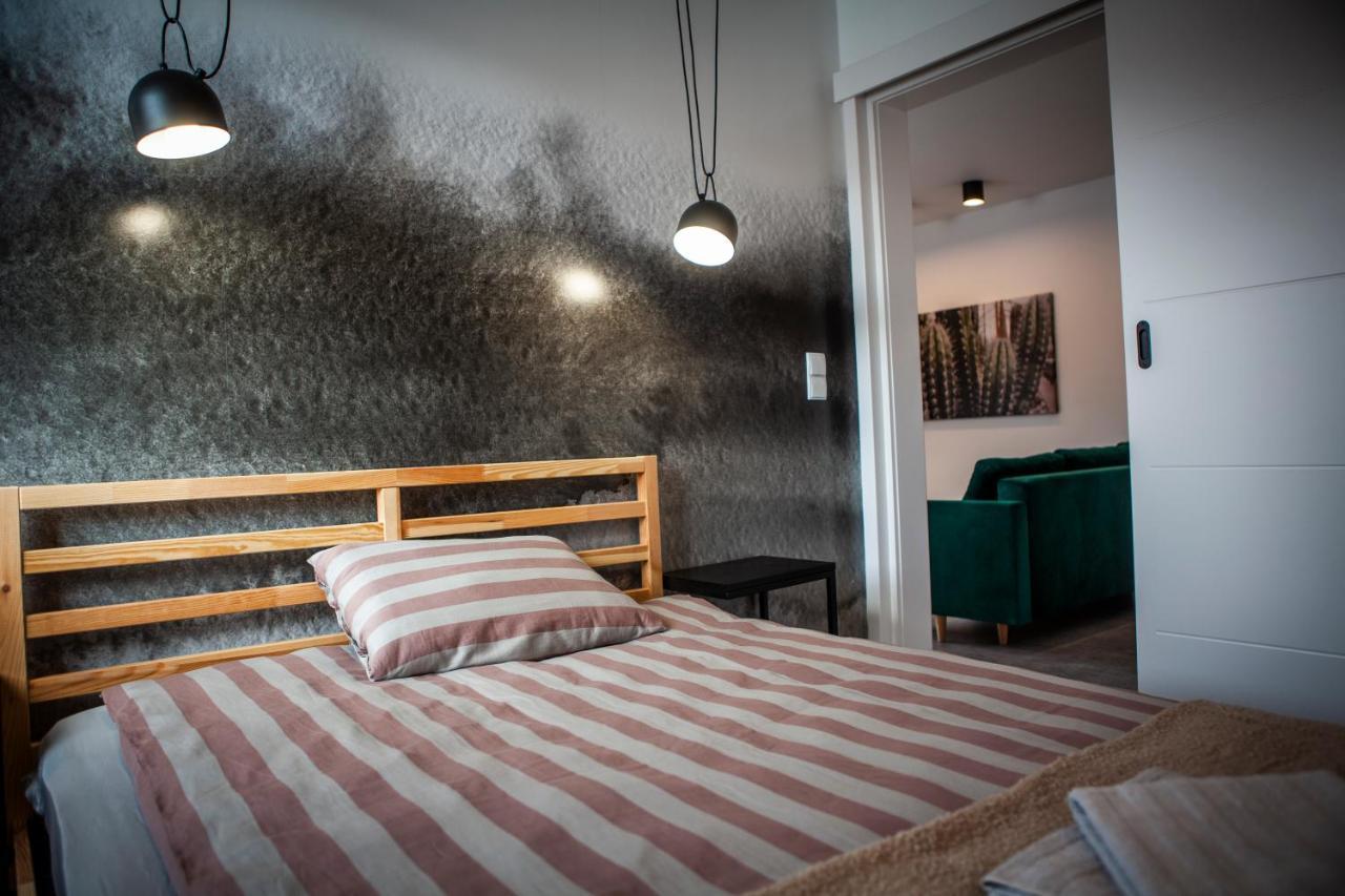 Luksusowy Apartament Nad Jeziorem Człuchów Kültér fotó